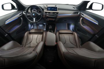 BMW X2 sDrive18d Edition M Mesh RFK AHK 19" 1.Hand