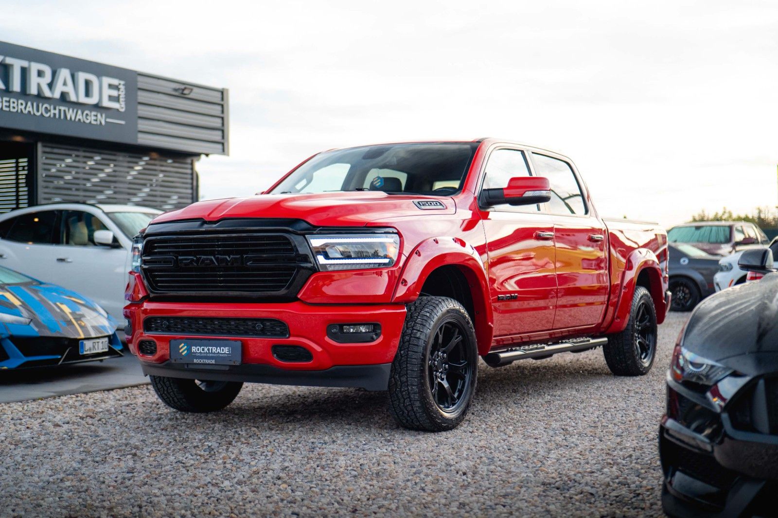Fahrzeugabbildung Dodge RAM 5.7 V8 HEMI 4x4 LPG BRC Offroad Night-Paket