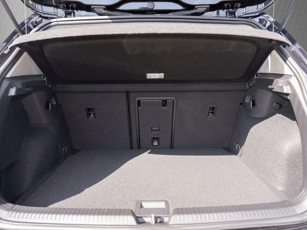 Volkswagen Golf VIII 1.5 TSI Life /Navi/LED/ACC/Pano-Dach, миниатюра 6