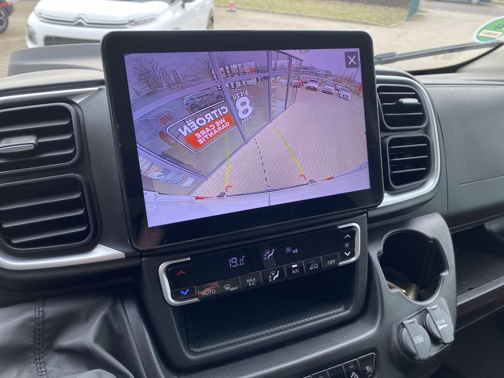 Fahrzeugabbildung Citroën Jumper 2.2 BlueHDi 140 L3H2 *NAVI*Allwetterreife