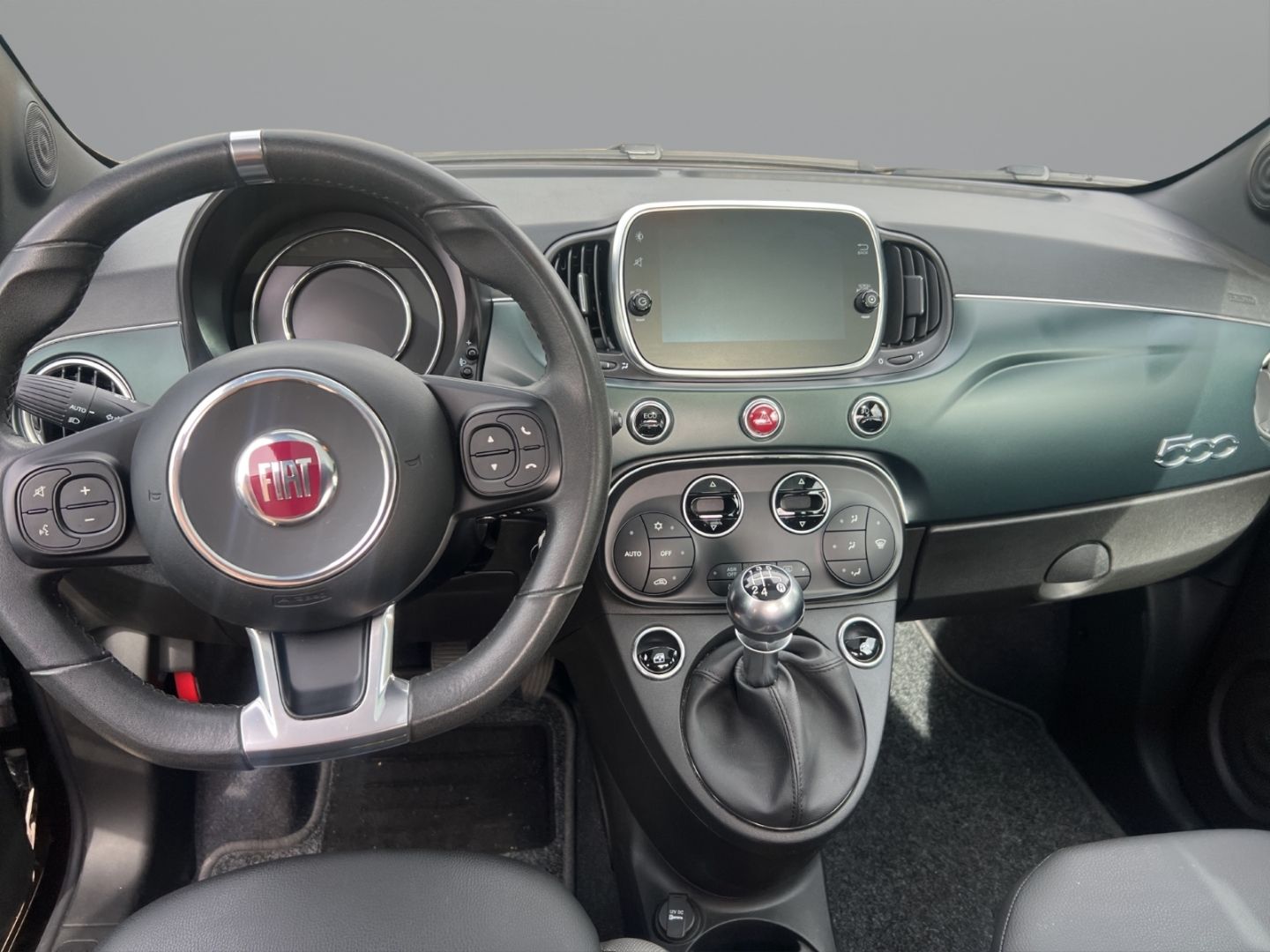 Fahrzeugabbildung Fiat 500 RockStar 0.9 TwinAir EU6d-T Sportpaket Panor