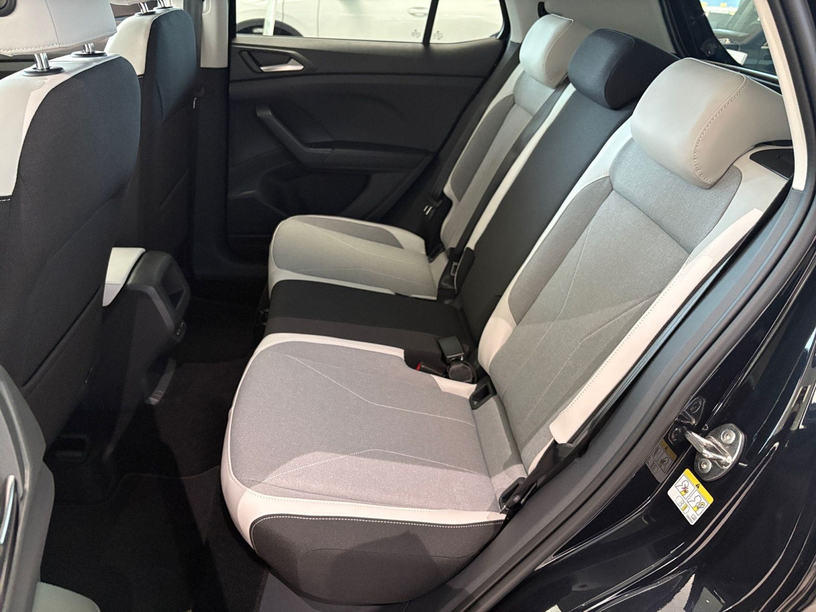 Volkswagen T-Cross - Bild 11