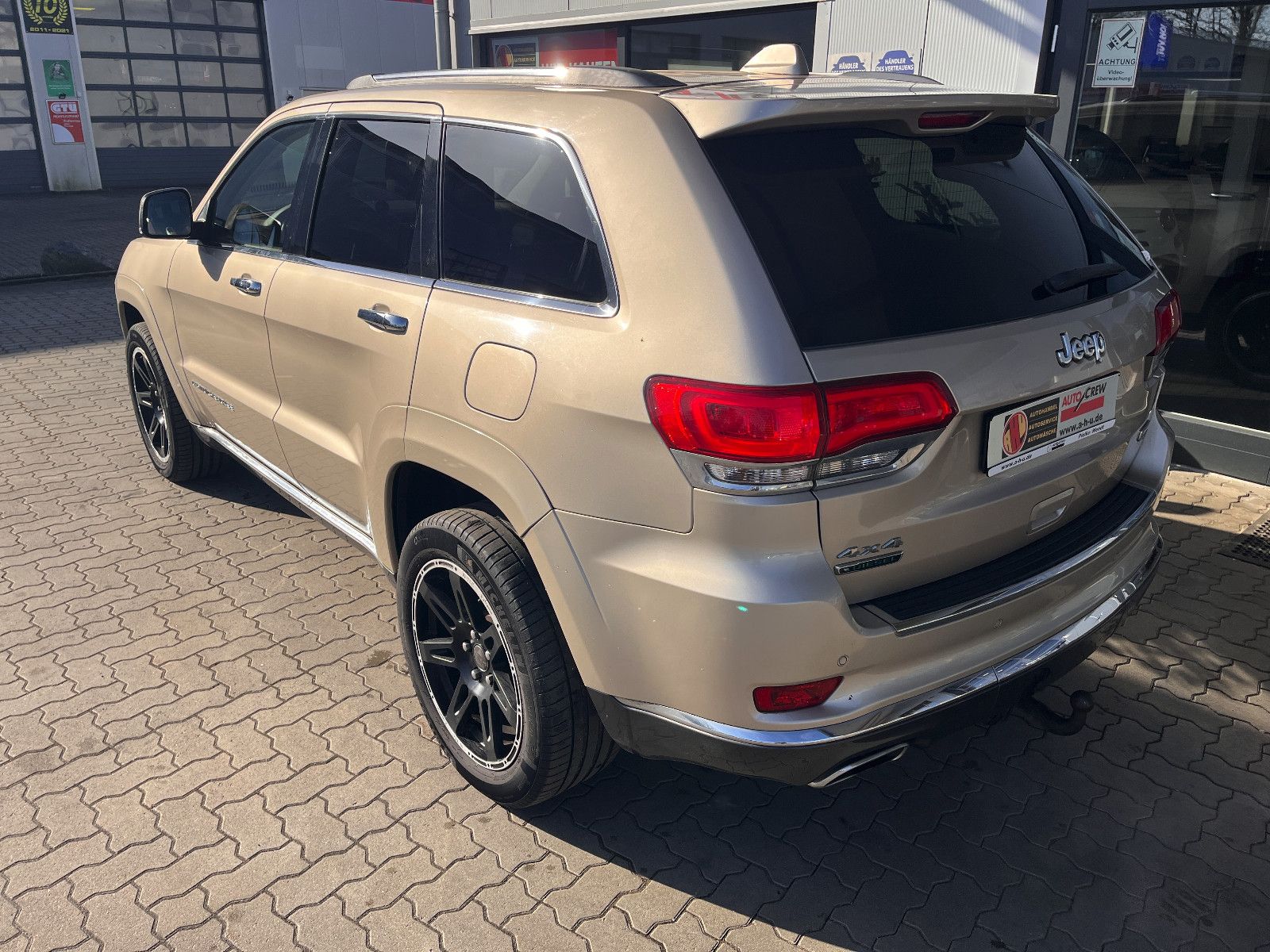 Fahrzeugabbildung Jeep Grand Cherokee 3.0 CRD Summit
