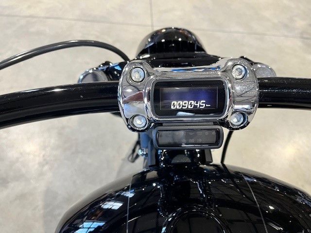 Fahrzeugabbildung Harley-Davidson FXBRS  Breakout 114 CUI mit Kesstech Auspuff