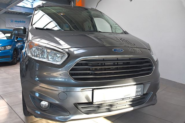 Ford Tourneo Courier Titanium Navi Tempo AHK