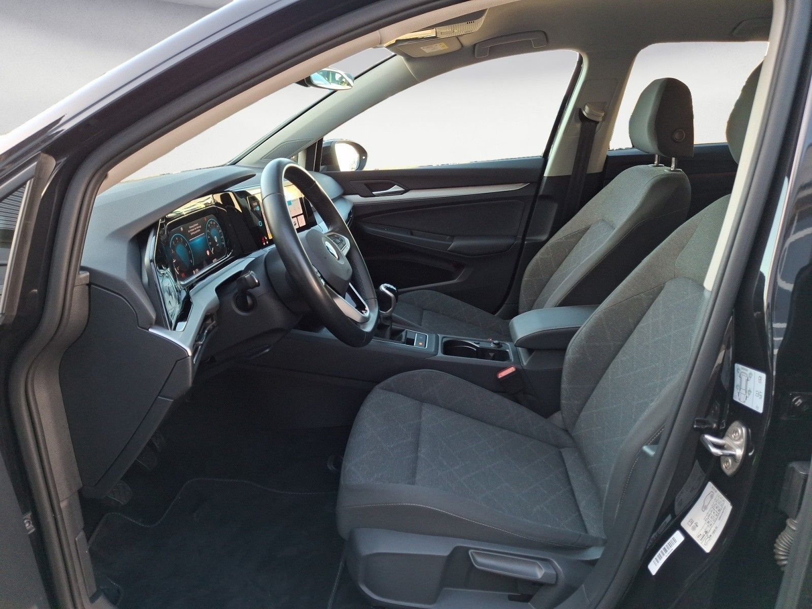 Volkswagen Golf - Bild 8