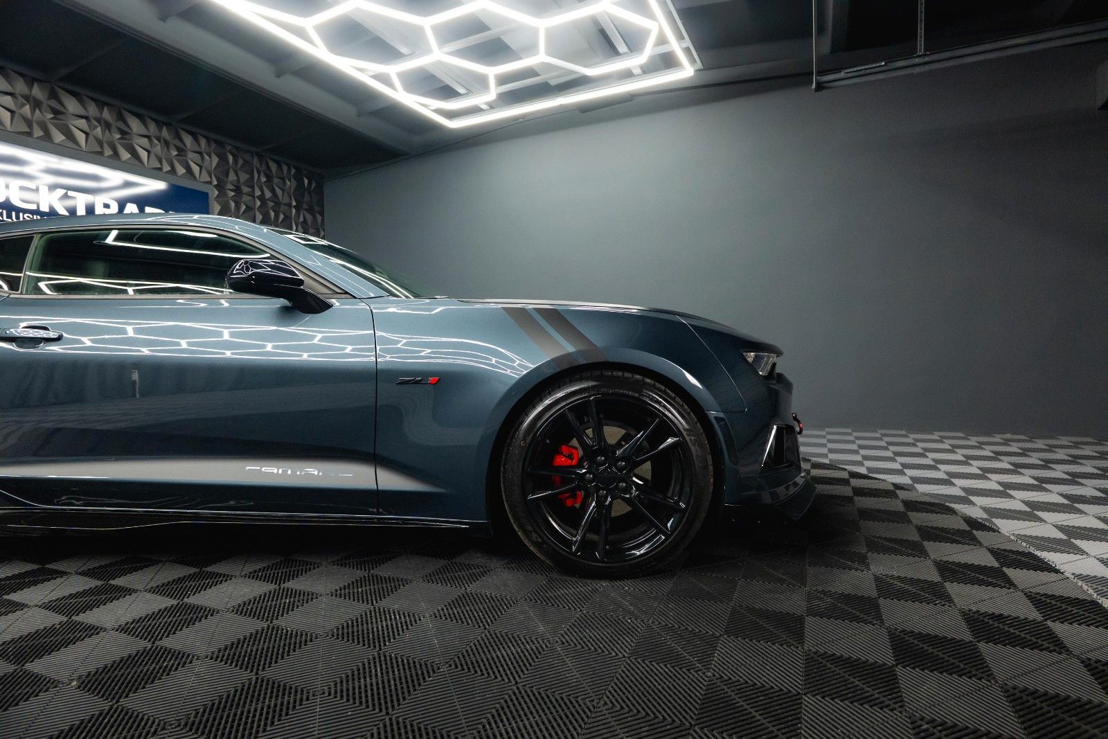 Fahrzeugabbildung Chevrolet Camaro 2.0 Turbo Coupe ZL1 Package *CarPlay*LED*