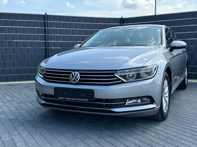 Volkswagen Passat Lim. 2.0 TDI Comfortline*DSG*NAVI*ACC*SHZ