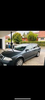 Skoda Octavia 2.0 tdi - Skoda Octavia aus 2008 mit Diesel-Antrieb