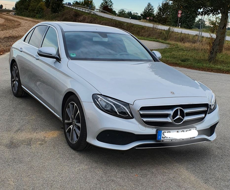 Image of Mercedes-Benz E 250
