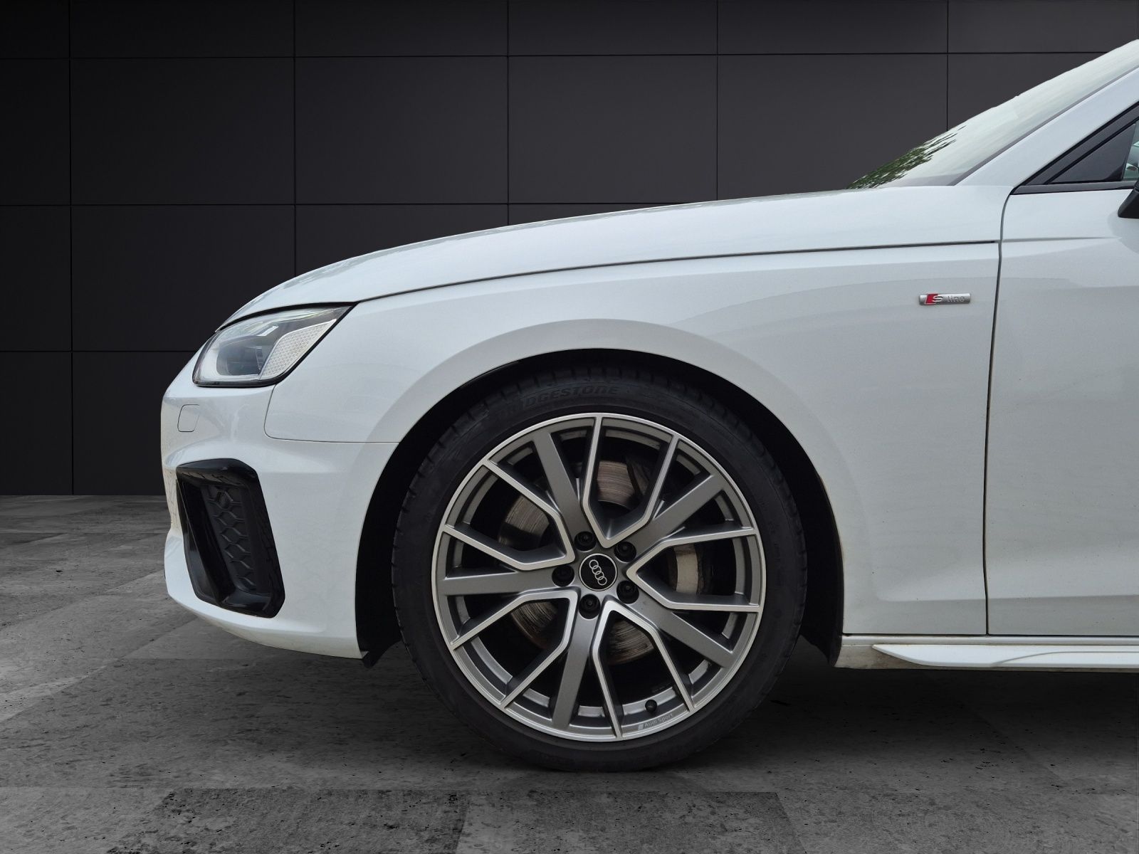 Fahrzeugabbildung Audi A4 Avant 50 TDI quattro S-line Standhzg. Matrix