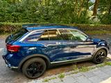 Volkswagen T-Roc 2.0 TSI DSG SPORT 4MOTION Allrad - VW T-Roc Gebrauchtwagen in München
