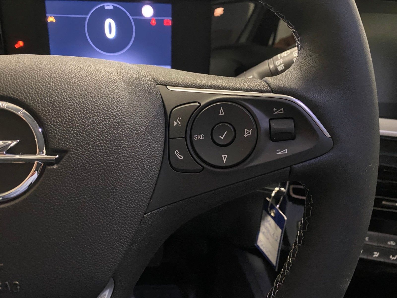 Fahrzeugabbildung Opel Mokka 1.2 Turbo 74kW Edition+ACC+LED+APP CONNECT