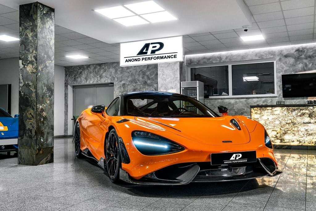 McLaren 765LT MSO/CARBON/LIFT/B&W/CAMERA/NOVITEC
