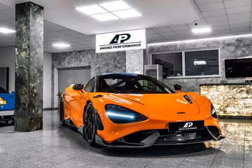 2021 Mclaren 765LT — фото 1