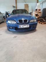 BMW Z3 Roadster 2.2i - - BMW Z3 aus 2002: Roadster