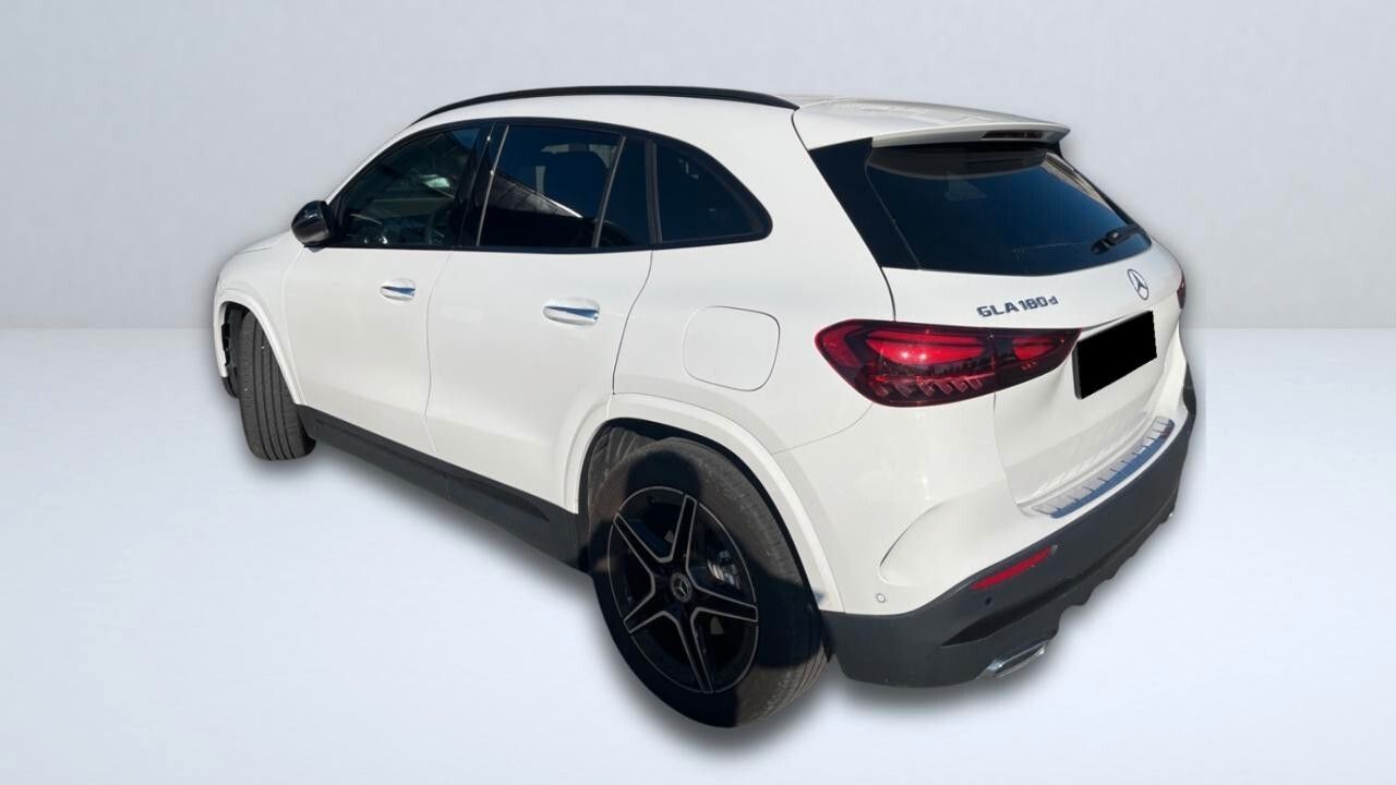 Other Mercedes-benz GLA 180 d Automatic AMG Line Premi imagem 2