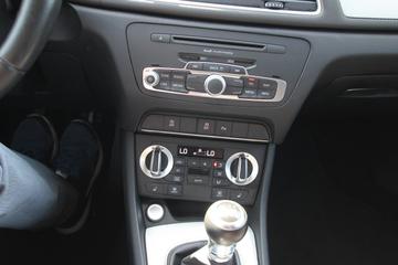 2012 AUDI Q3 — миниатюра 13