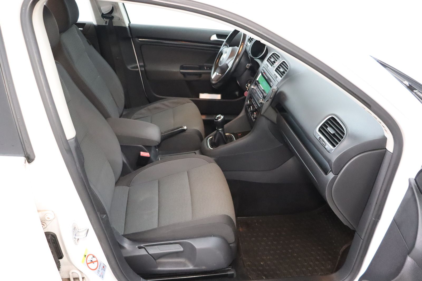 Fahrzeugabbildung Volkswagen Golf 1.6 TDI BMotion Tech Comfortline Variant