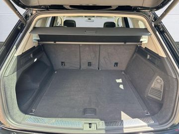 Volkswagen Touareg - 5