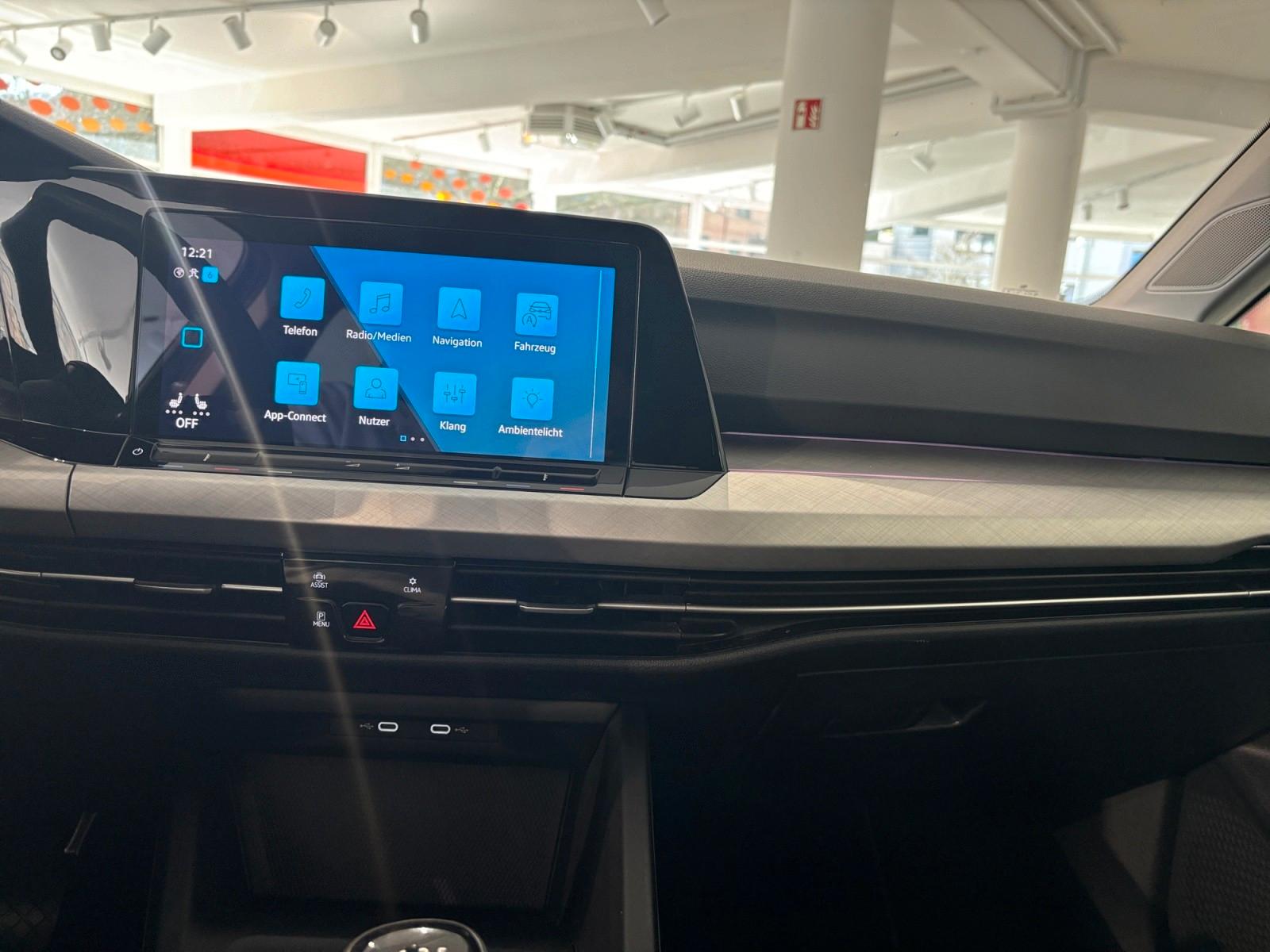 Volkswagen Golf VIII Lim. 1.HD ACC APP LED NAVI KLIMA SHZ, миниатюра 19
