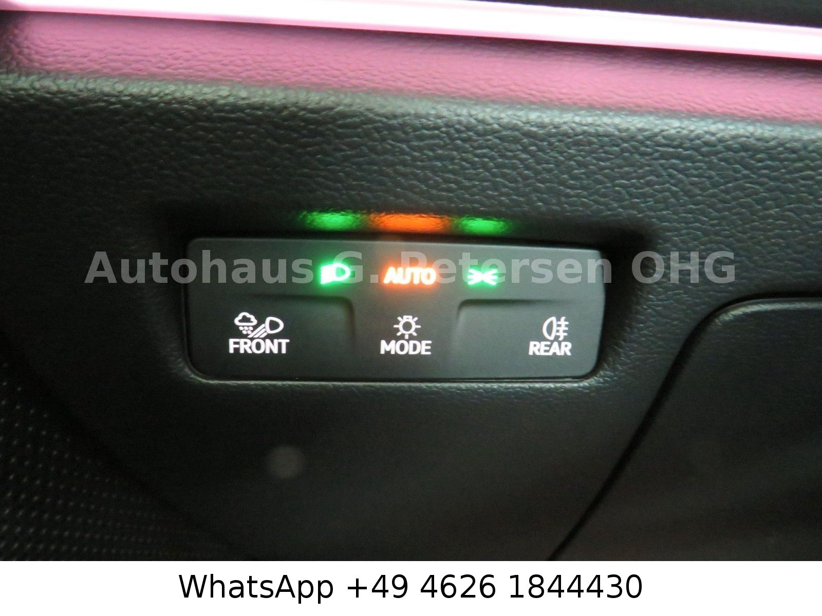 Fahrzeugabbildung Volkswagen Passat Var. *Keyless*IQ Light*DSG*AppCo*Navi*