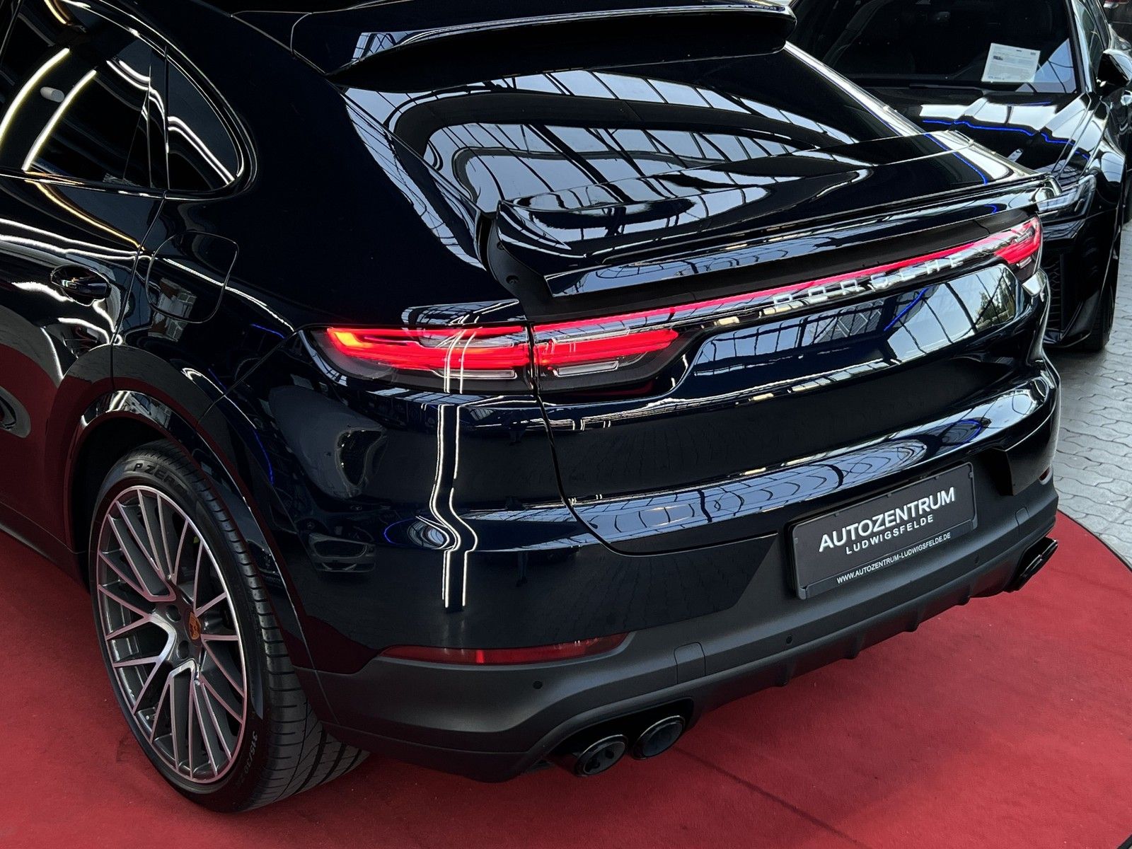 Porsche Cayenne Coupe E-Hybrid / CHRONO / ACC / PANO / L foto 13