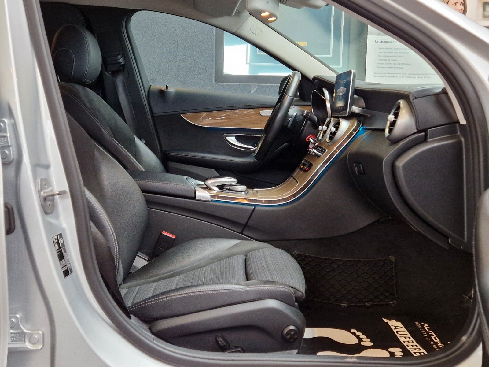 Mercedes-Benz C 250d BlueTec Exclusive*KAMERA*AHK*HEAD-UP*LED foto 24