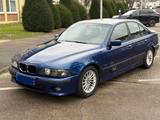 BMW 528i M-Sportpaket Individual Avusblau - BMW 528: 528i Sport