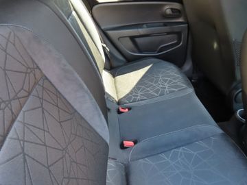 Fotografie 8 des Skoda Citigo Clever 1.0 55kw 5-T Klima M+S ALU