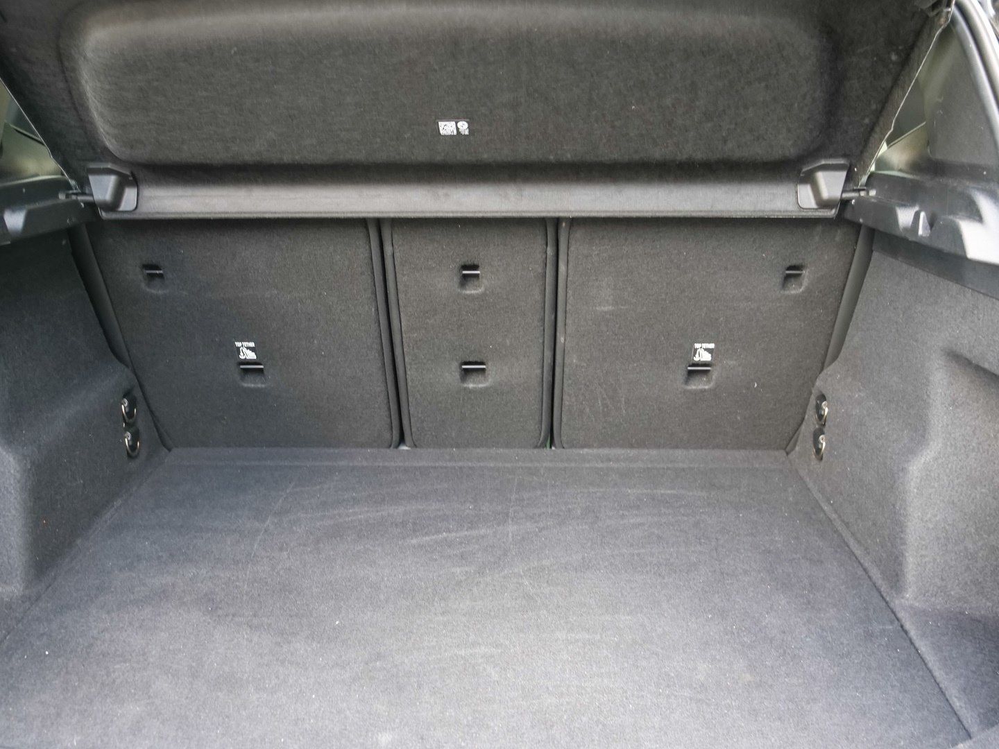 BMW 223 Active Tourer - Bild 15
