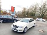 Mercedes-Benz C 220 CDI BlueEFFICIENCY NAVI XENON AHK SHZ PDC - Mercedes-Benz C 220: Blueefficiency
