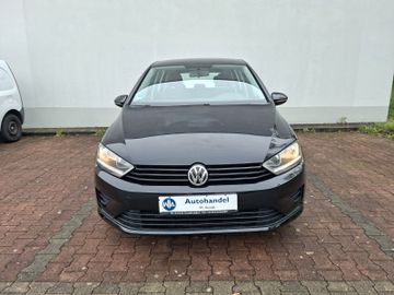 Volkswagen Golf - 2