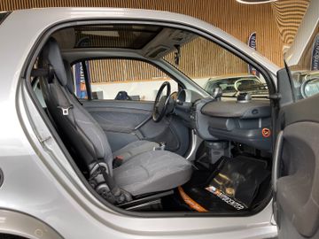 MYAUTOCENTER – Gebraucht- und Jahreswagen mit Werkstattservice in Pfaffenhofen Smart ForTwo fortwo coupe Basis *Radio*Klima*