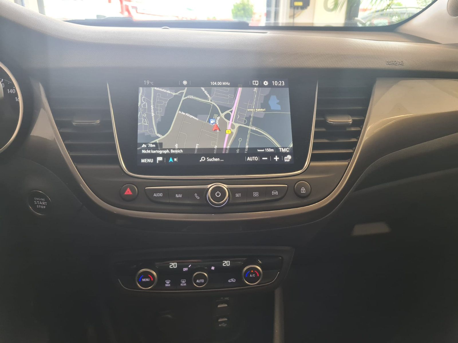 Fahrzeugabbildung Opel Crossland (X)1.2 DI Turbo /KLIMA / NAVI / KAMERA