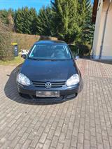 Volkswagen VW Golf 5 1.6l 102ps schwarz 2006 - Volkswagen Golf: 102 Ps