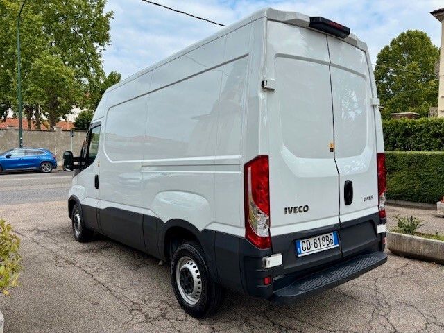 Iveco IVECO DAILY 35 S120 L2 H2 imagem 2