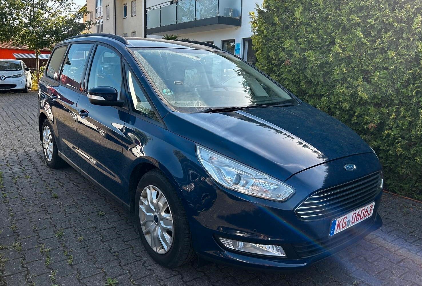 Ford Galaxy 2.0 TDCi Aut. Trend 1. Hd. 7 Sitzer PDC
