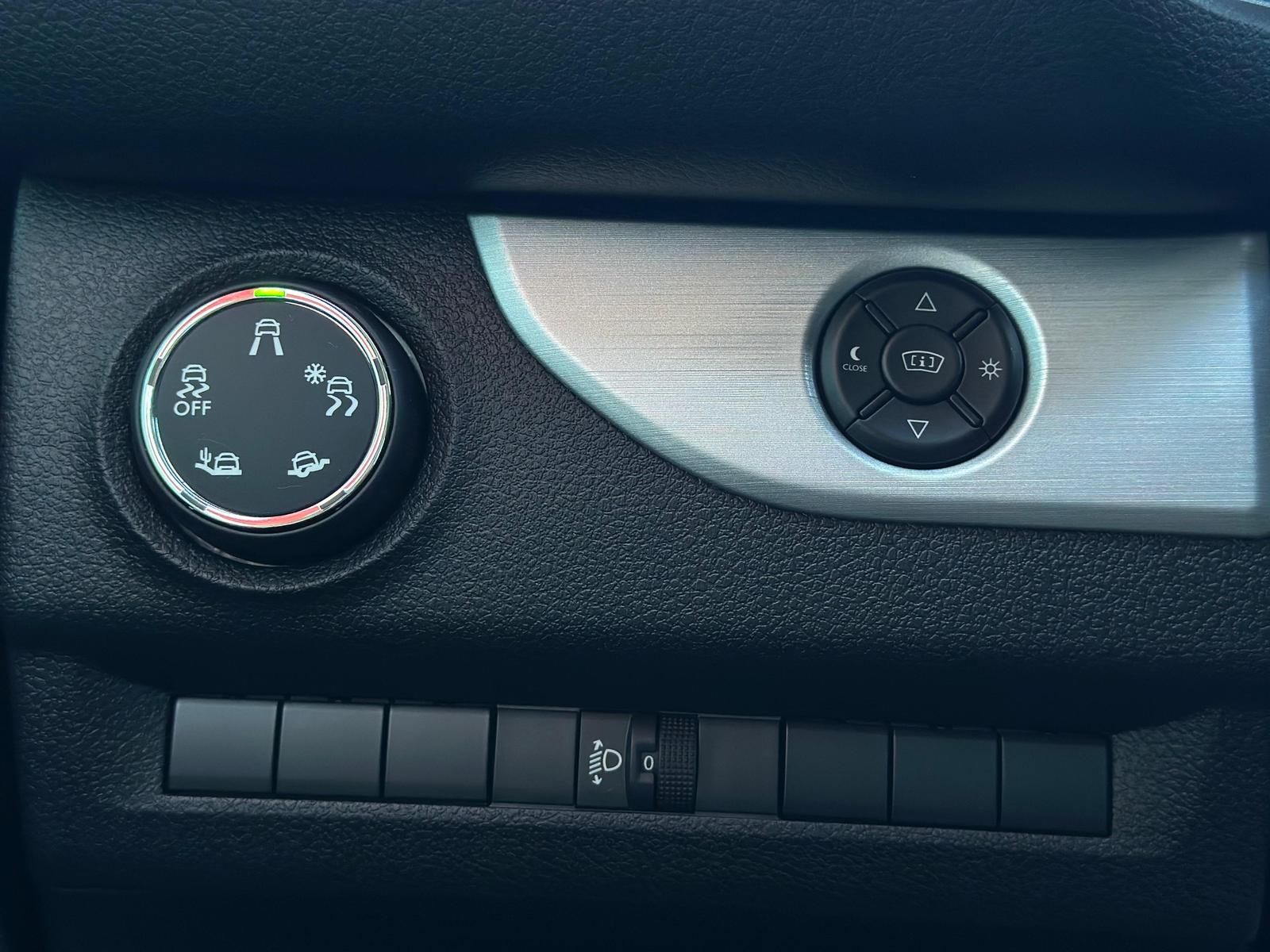 PEUGEOT Traveller 2.0BHDI Allure L2 *PAN#HUD#SHZ#ACC#XEN - Image 19