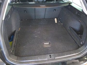 Volkswagen Passat Variant - 7