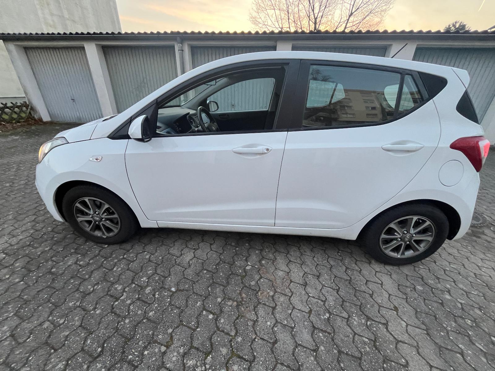 Hyundai i10 YES!-2 Jahre Garantie möglich