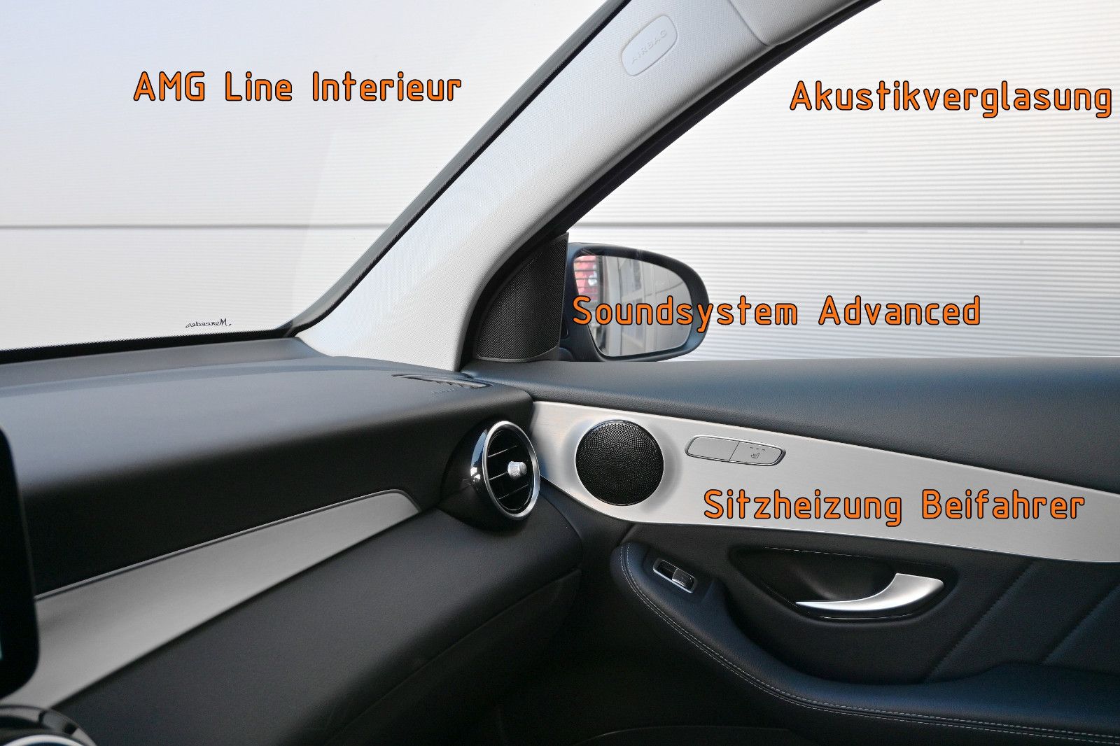 Fahrzeugabbildung Mercedes-Benz GLC 300 4MAT. °AHK°AMG INTERIEUR°SOUND°KAMERA°