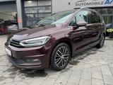Volkswagen Touran Highline BMT *MASSAGE/NAVI/KAMERA* - rote Volkswagen Touran