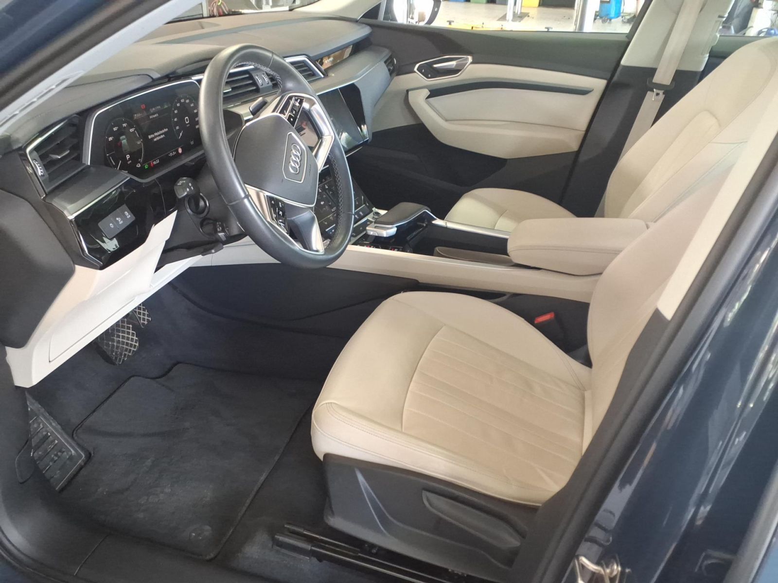 Audi Q8 e-tron - Bild 4