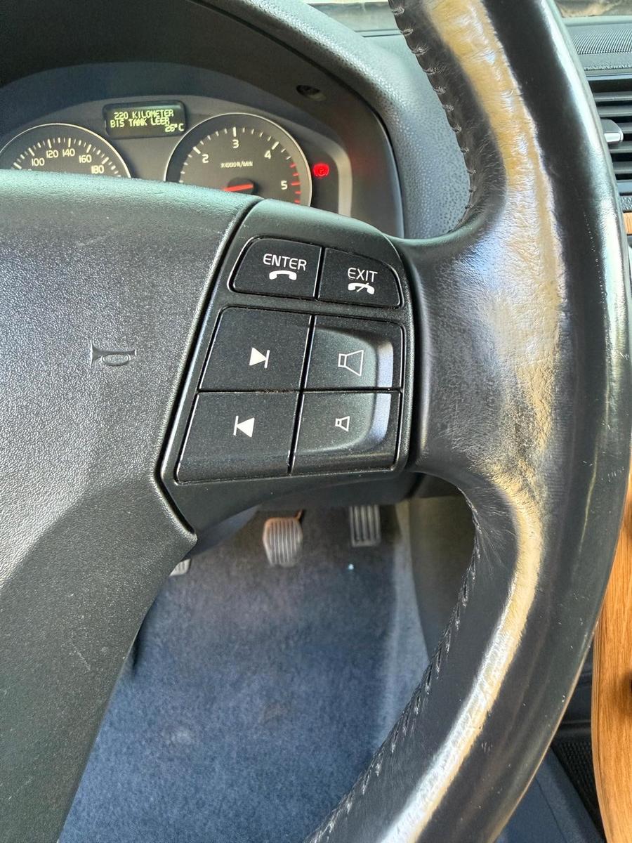 Volvo V50 2008 — photo 19