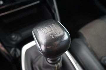 Peugeot 208 ALLURE*GT-LINE*PANO*KAMERA*MATRIX-DISPLAY