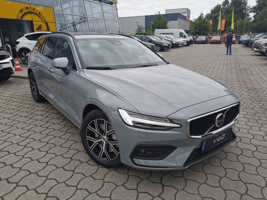 Fahrzeugabbildung Volvo V60 B3 B Core+LED+Kamera+BLIS+