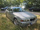 BMW Bmw e39 535i - BMW 535: 535i E39