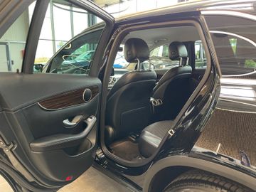 MYAUTOCENTER – Gebraucht- und Jahreswagen mit Werkstattservice in Pfaffenhofen Mercedes-Benz GLC 300 d 4Matic Aut.*NAVI*LED*1.HAND*19%*KAMERA