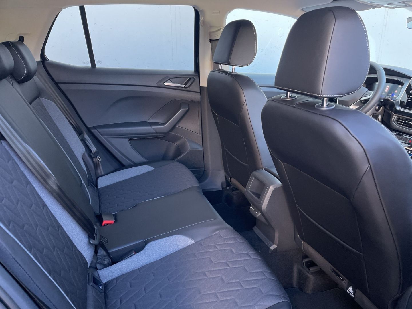 T-Cross ENERGY 1.0 TSI DSG Kamera/LED/ACC/Klima